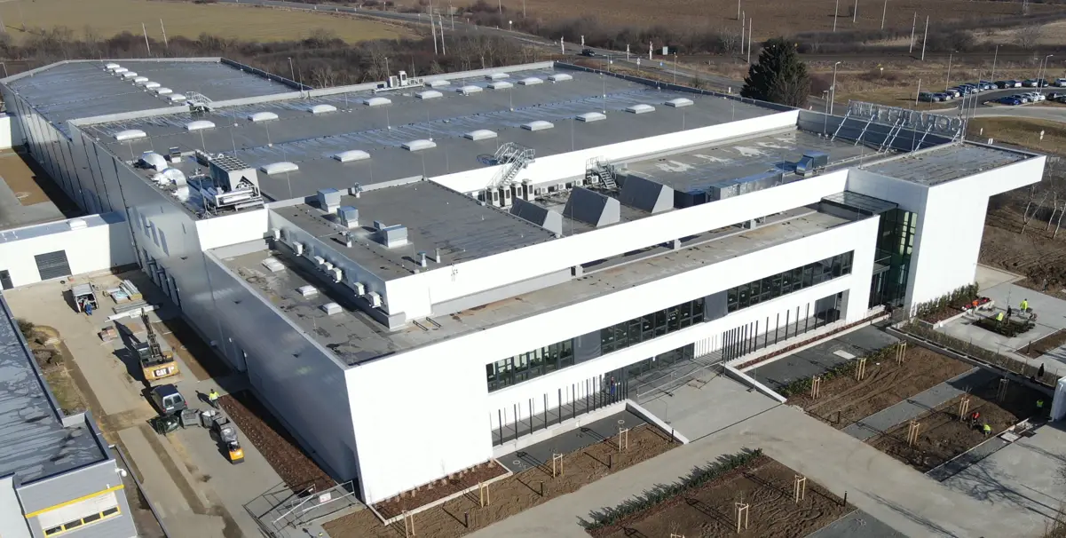 Final touches at the Schaeffler plant in Szombathely