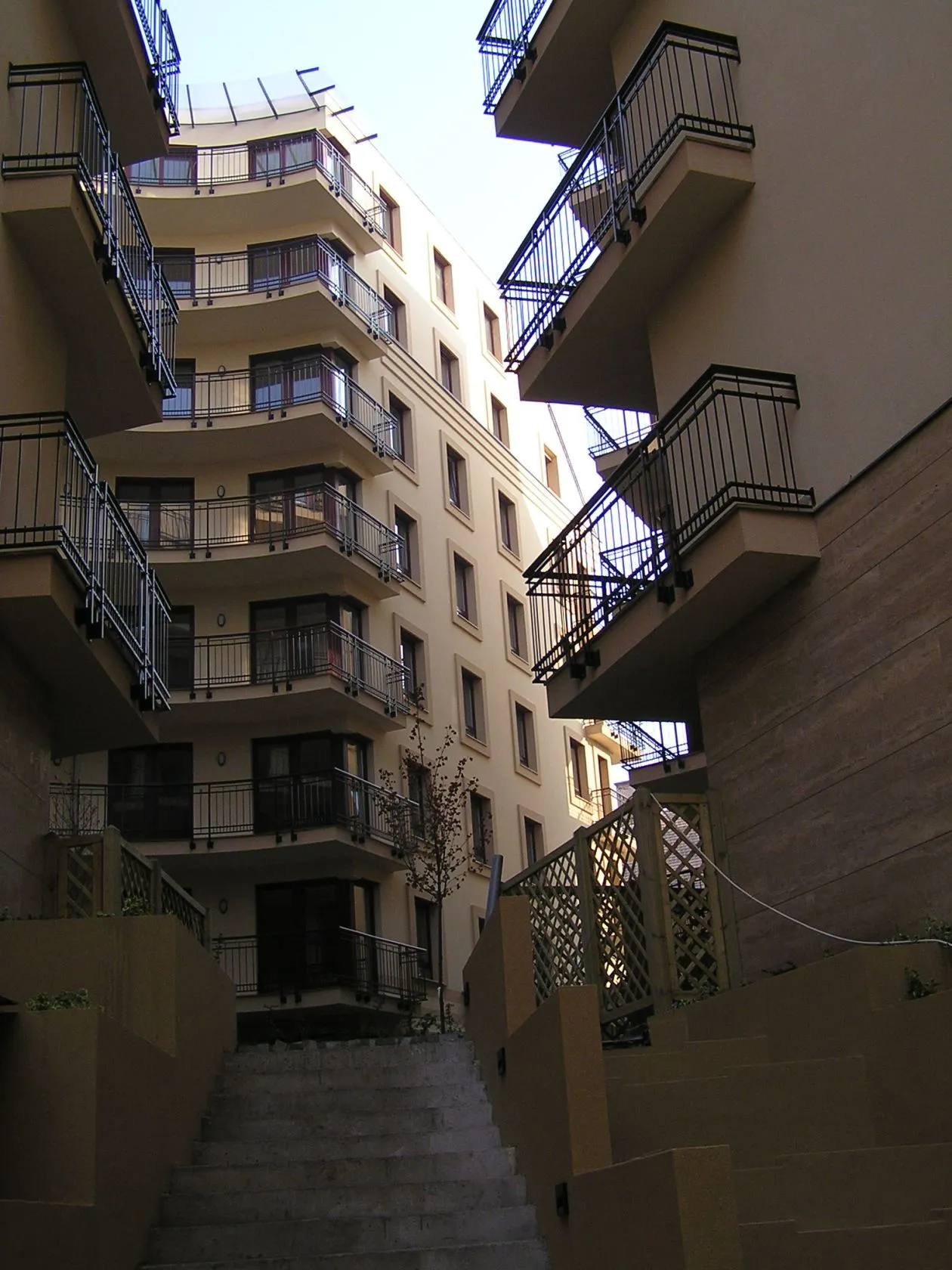 King Court