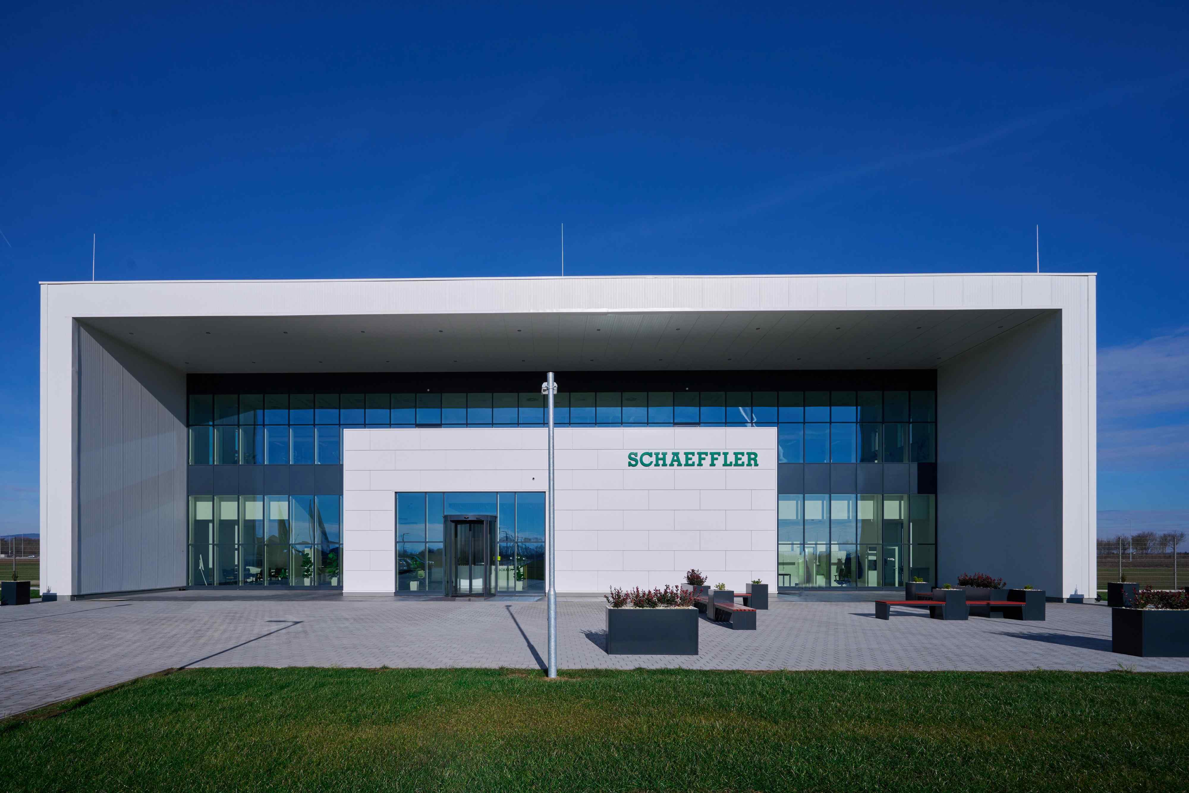 Schaeffler Savaria - E-mobility factory